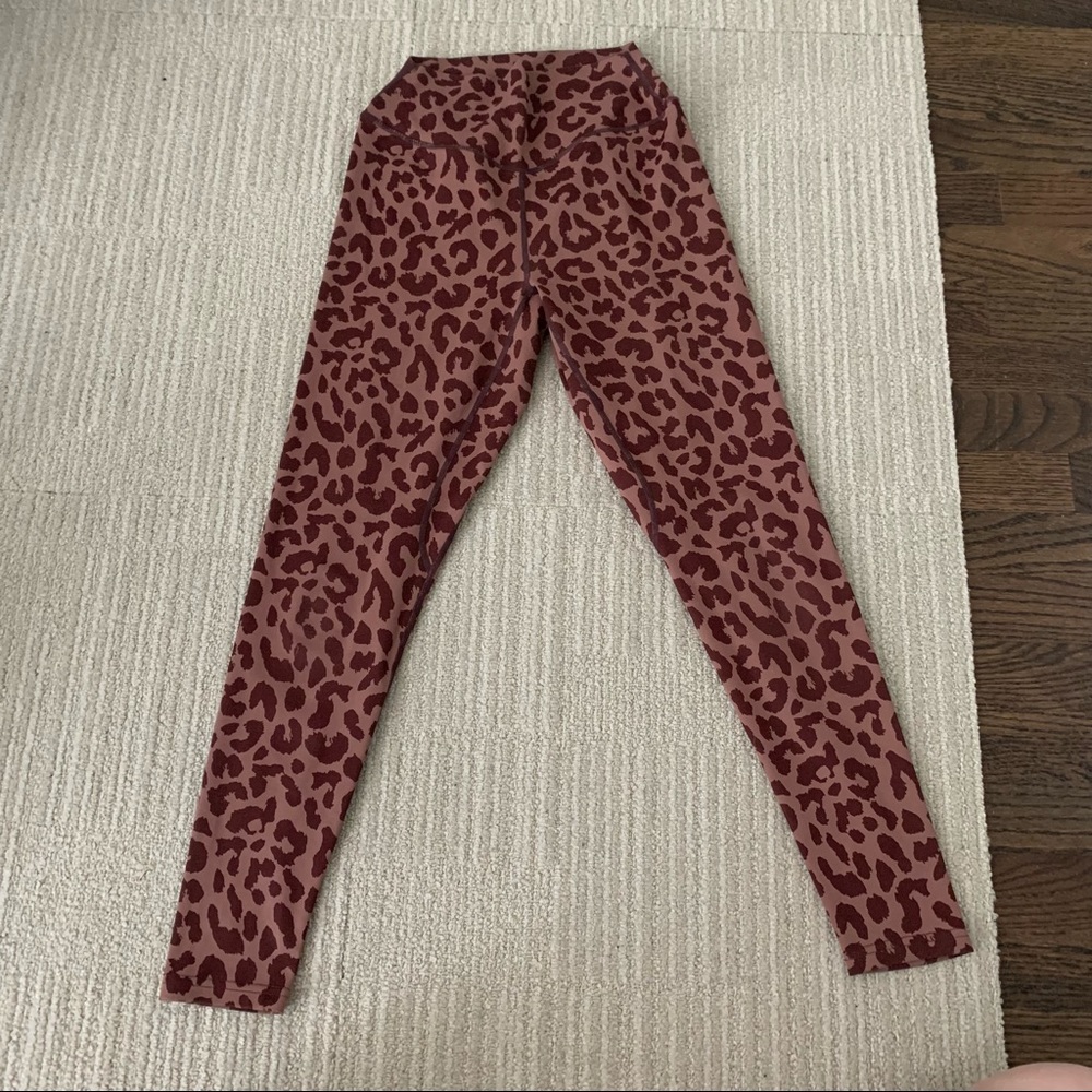Animal Kingdom 2.0 King Cheetah Dusk Leggings